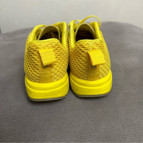 NOBULL Diamond Mesh Runner Shoes Lemon Drop Yellow Mens 10.5 Womens 12 Not Neon - Picture 10 of 13